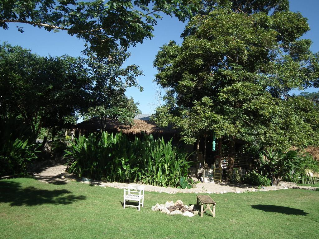 Pai Bamboo Hut Exterior foto