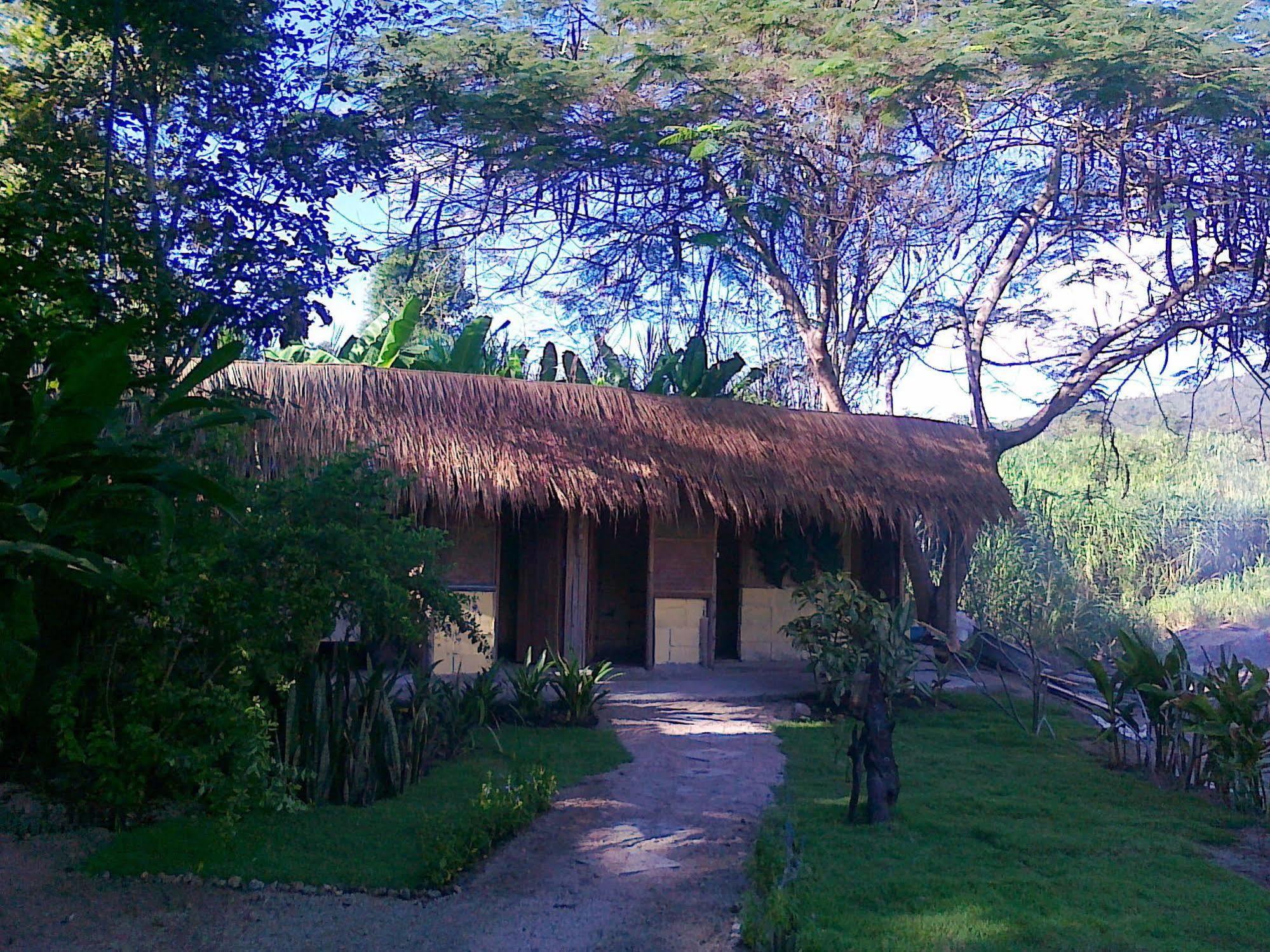Pai Bamboo Hut Exterior foto